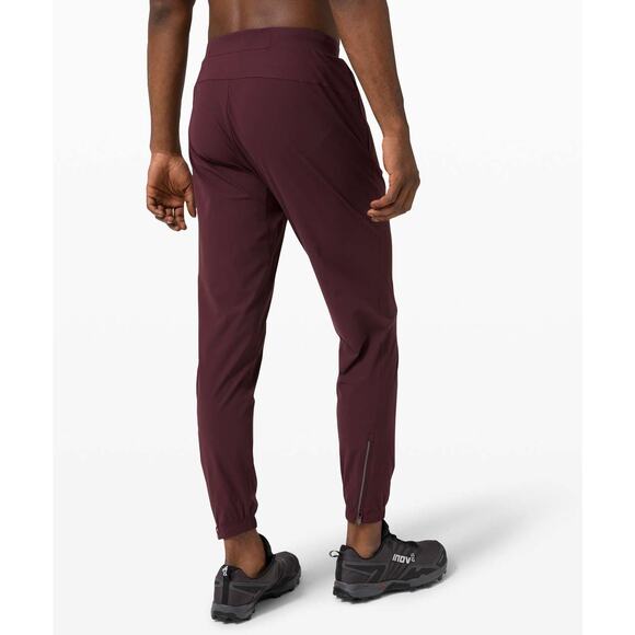 Lululemon Surge Jogger Cassis Men's Size Small in Excellent Used Condition - Picture 2 of 9